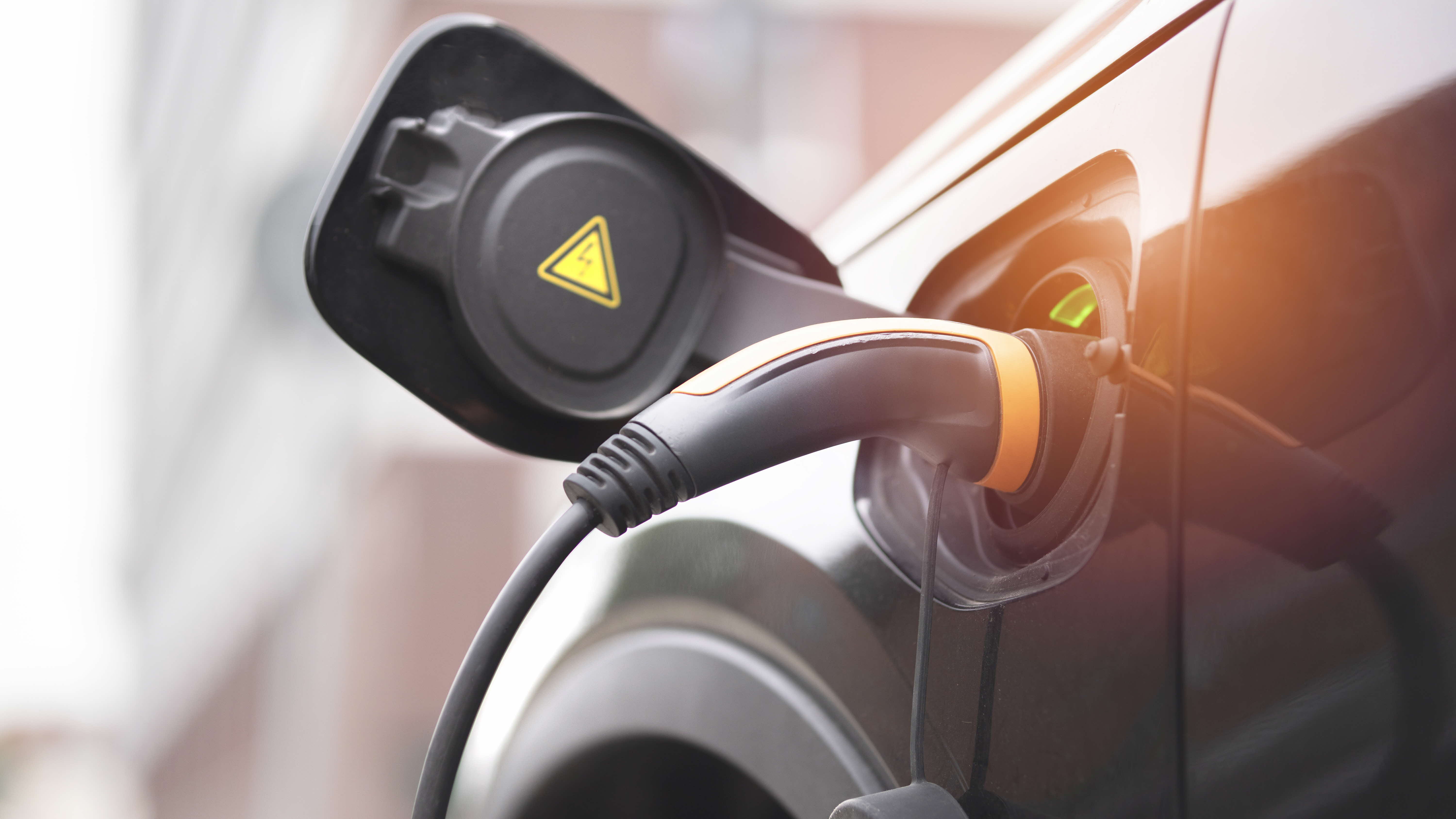 Global Race for EV Battery Capacity Heats Up